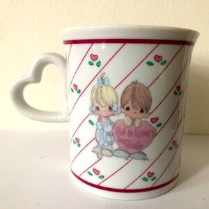 “God is Love Dear Valentine” Coffee/ Tea Mug Precious Moments